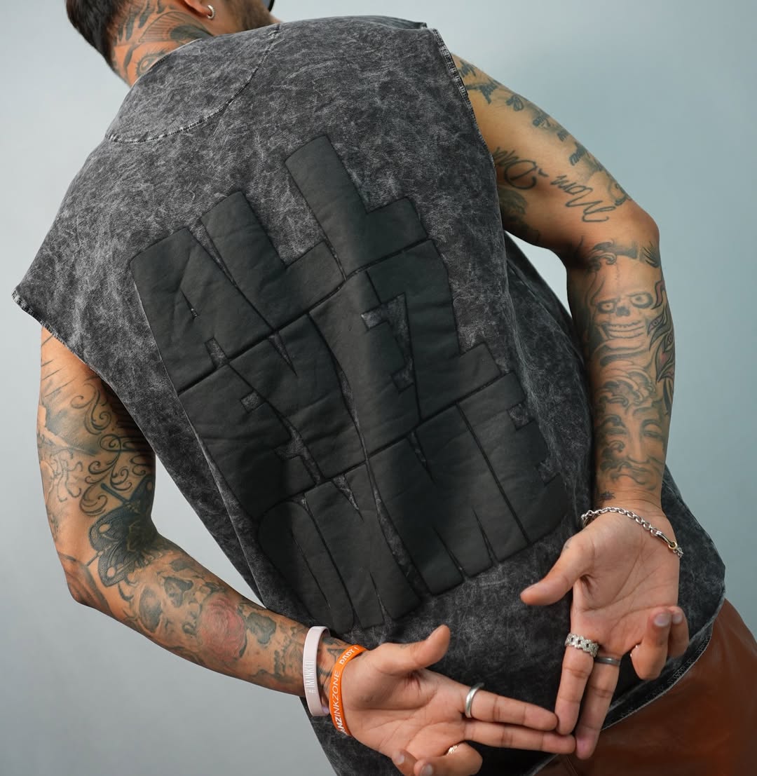ALL EYES ON ME — Washed Black Oversized Tank